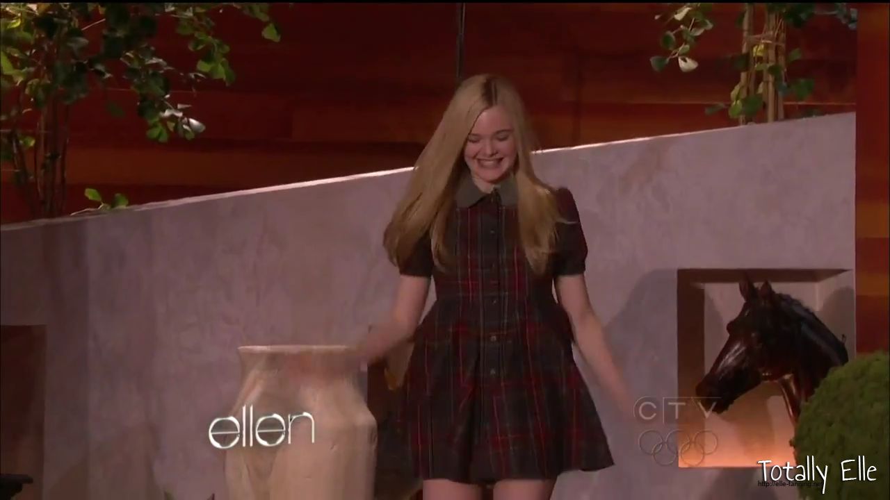 interviews_theellendegeneresshow2012Screencaps0038.jpg