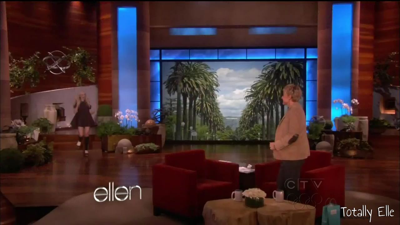 interviews_theellendegeneresshow2012Screencaps0041.jpg