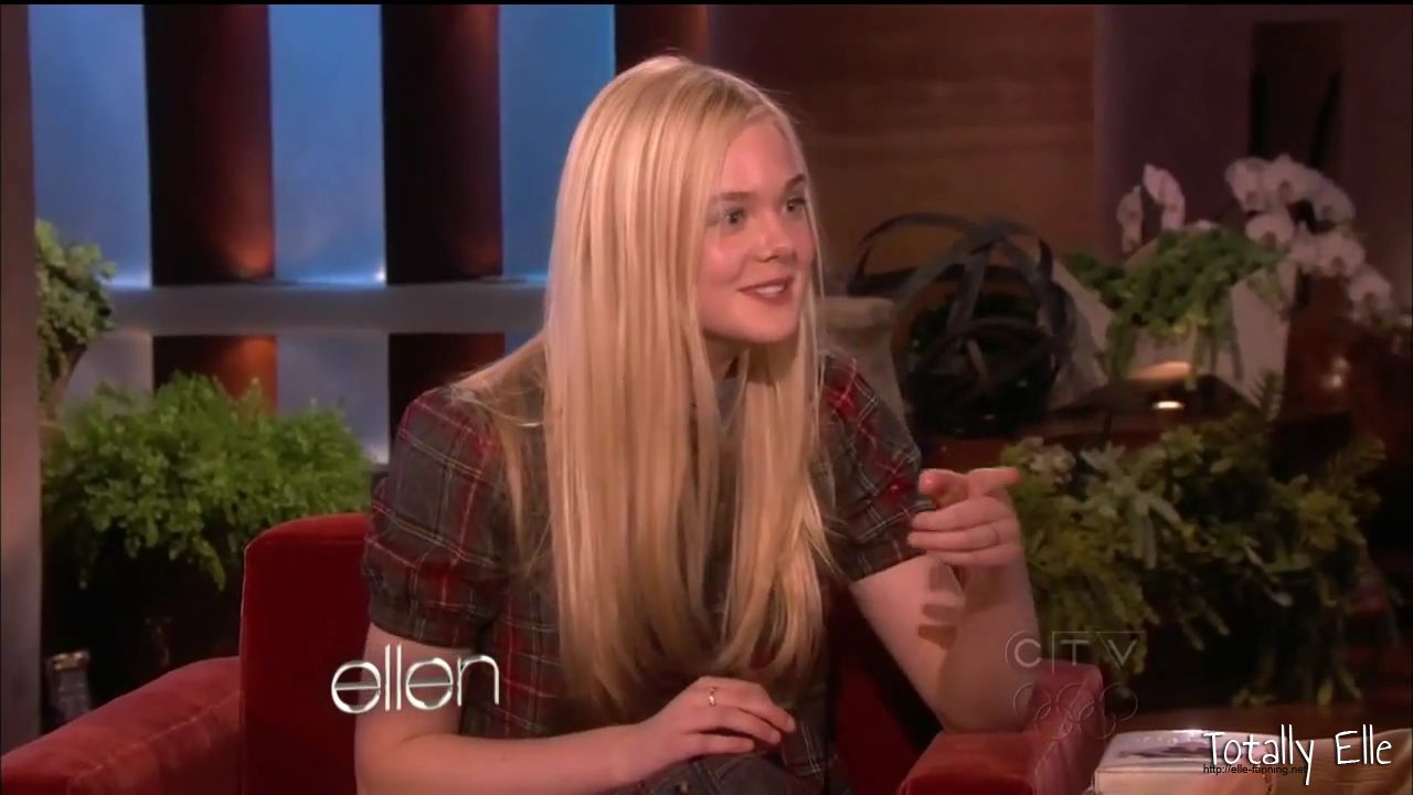 interviews_theellendegeneresshow2012Screencaps0081.jpg