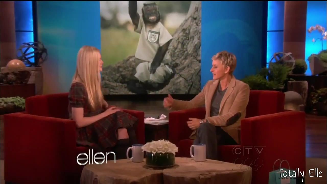 interviews_theellendegeneresshow2012Screencaps0093.jpg