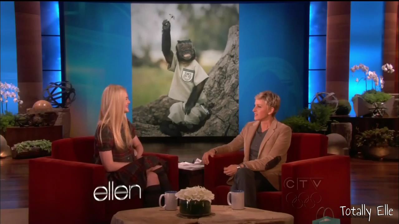 interviews_theellendegeneresshow2012Screencaps0101.jpg