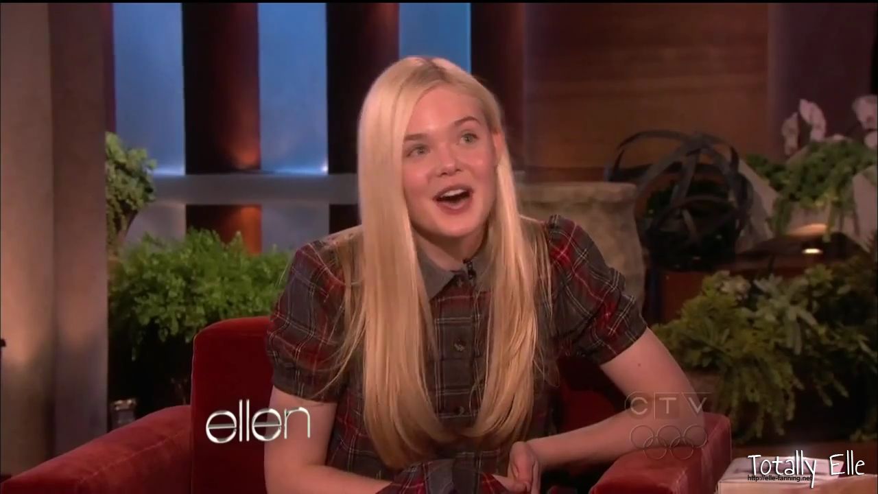 interviews_theellendegeneresshow2012Screencaps0134.jpg