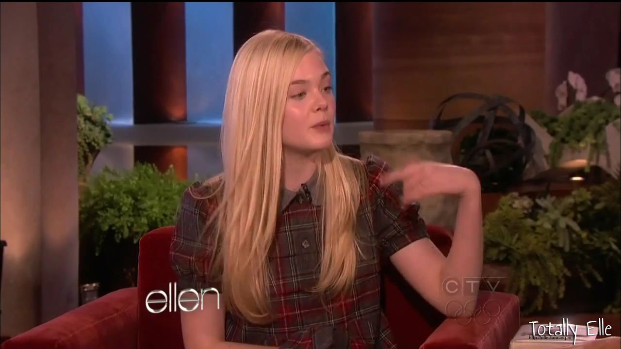 interviews_theellendegeneresshow2012Screencaps0140.jpg