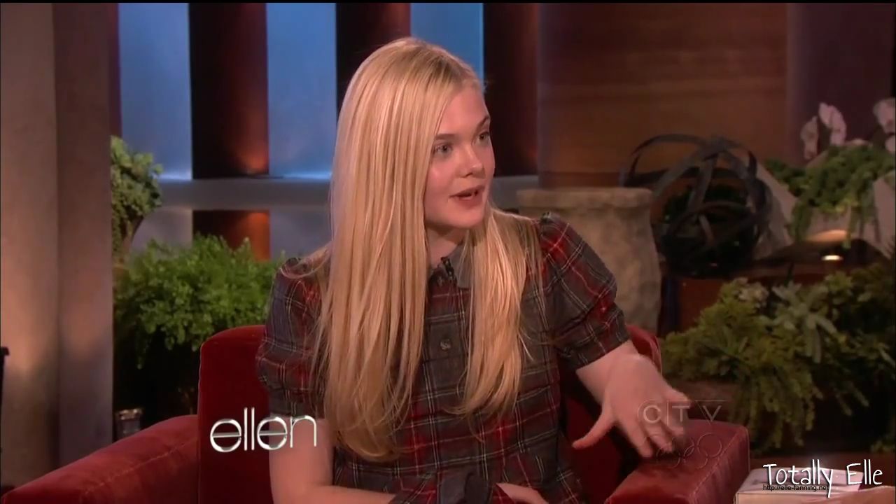 interviews_theellendegeneresshow2012Screencaps0143.jpg