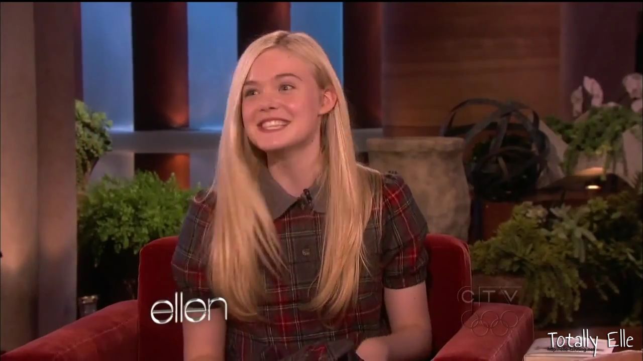 interviews_theellendegeneresshow2012Screencaps0156.jpg