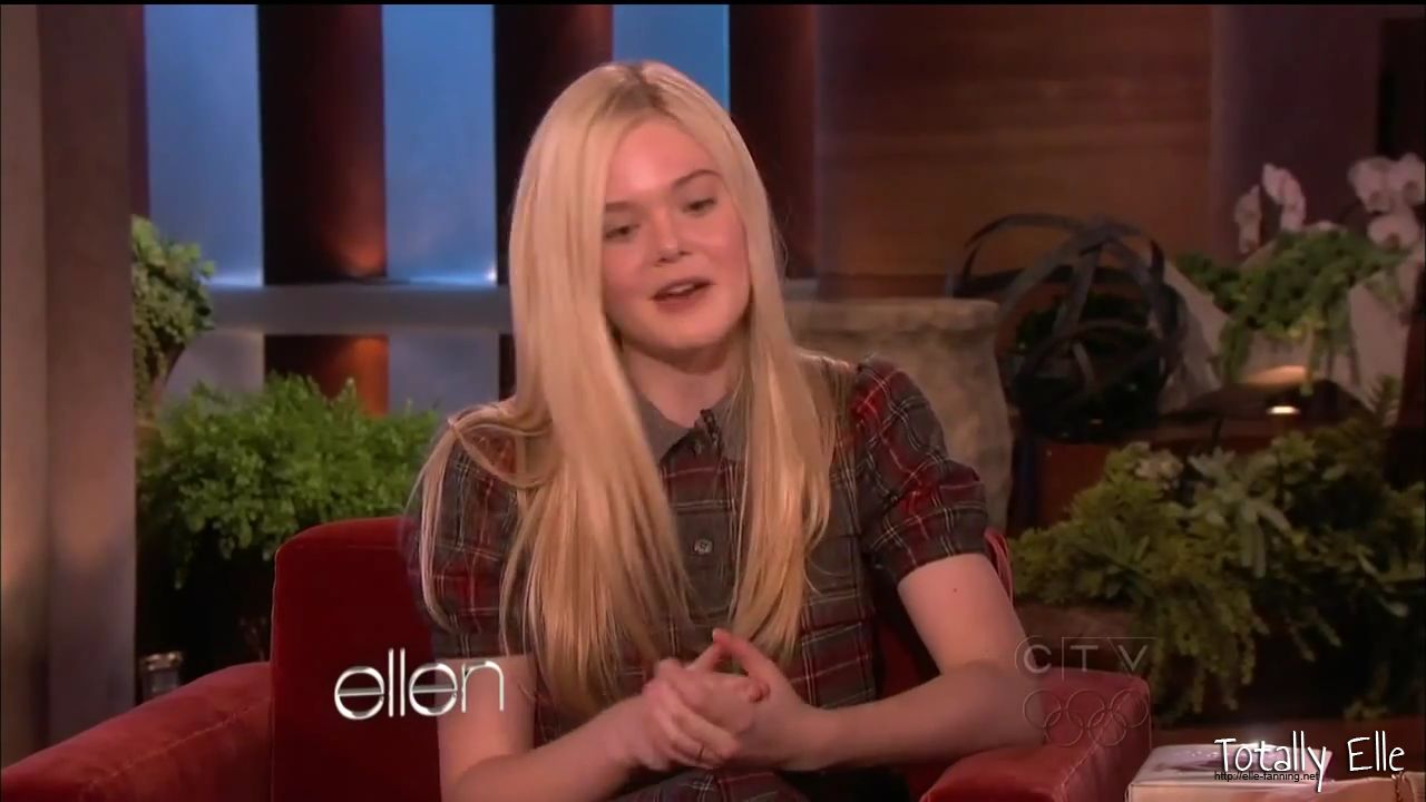 interviews_theellendegeneresshow2012Screencaps0188.jpg