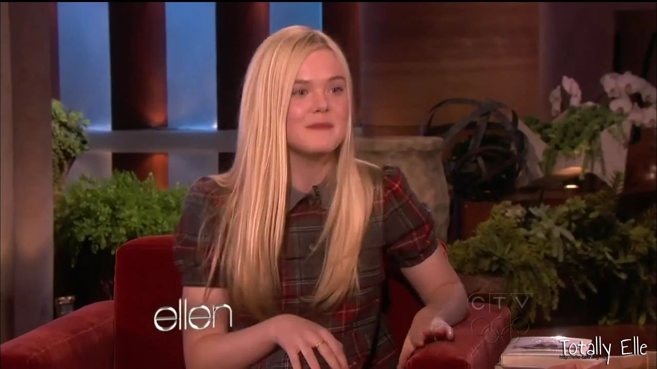 interviews_theellendegeneresshow2012Screencaps0333.jpg