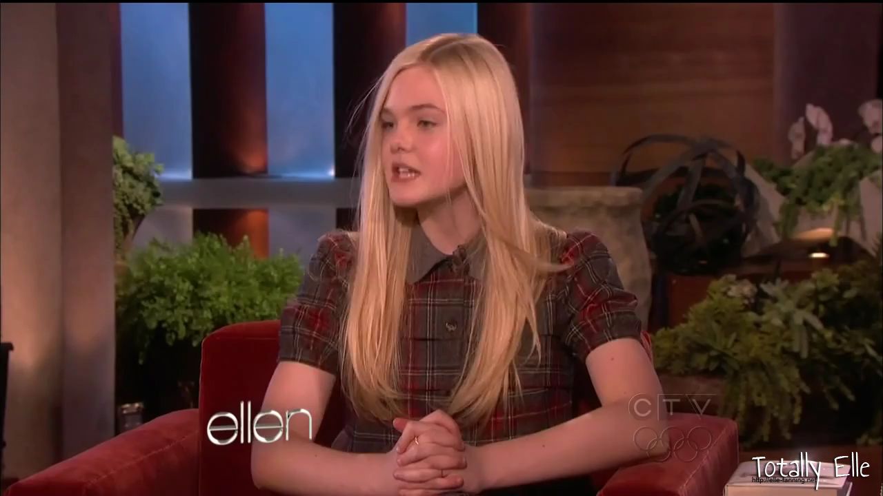 interviews_theellendegeneresshow2012Screencaps0424.jpg
