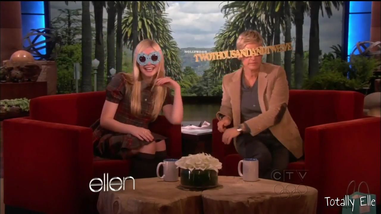 interviews_theellendegeneresshow2012Screencaps0592.jpg