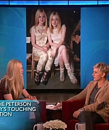 interviews_theellendegeneresshow2012Screencaps0304.jpg
