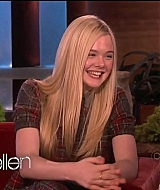 interviews_theellendegeneresshow2012Screencaps0372.jpg