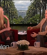 interviews_theellendegeneresshow2012Screencaps0405.jpg