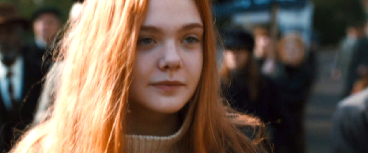 ellefanning_gingerrosa_1711.jpg