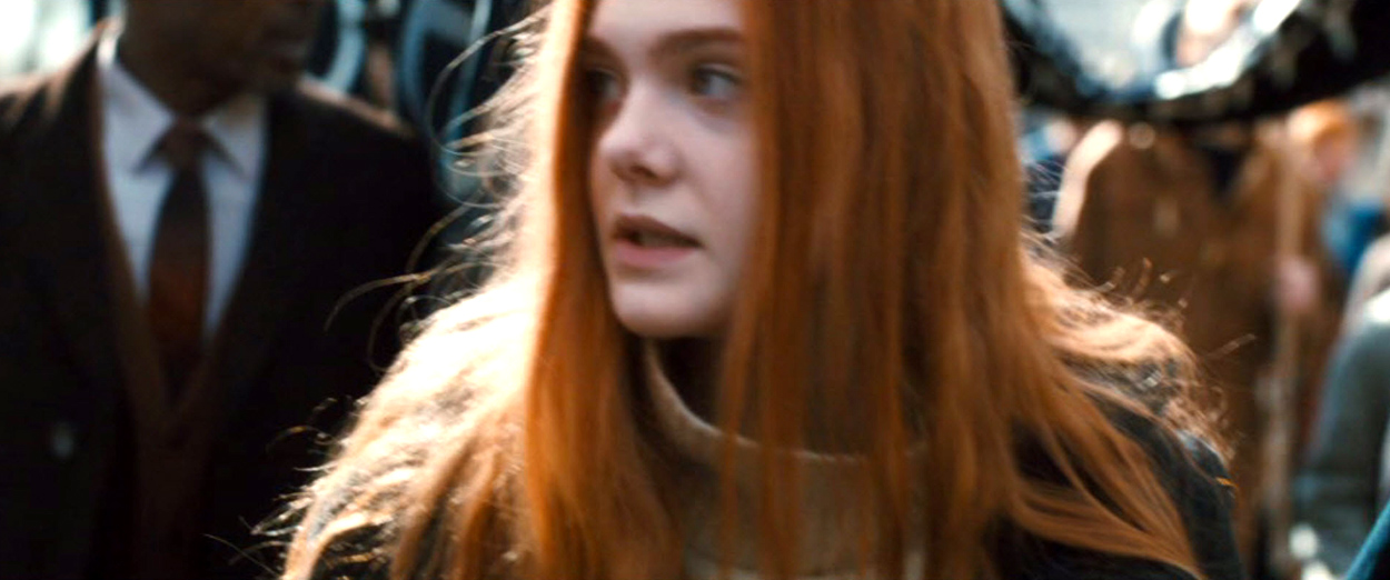 ellefanning_gingerrosa_1755.jpg