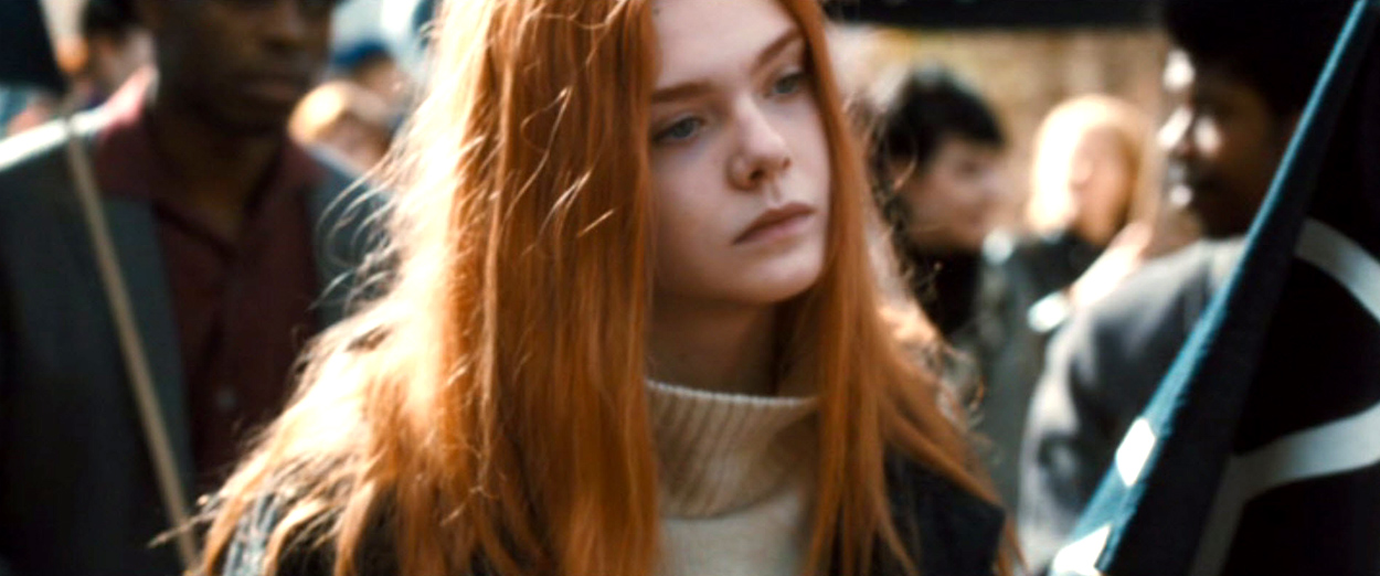 ellefanning_gingerrosa_1760.jpg