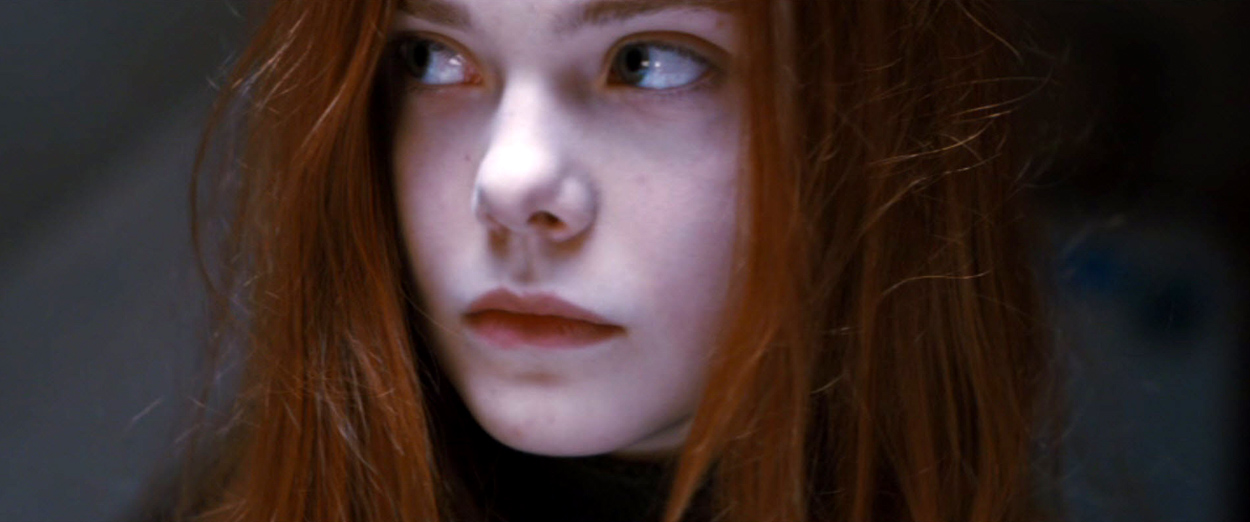 ellefanning_gingerrosa_2090.jpg