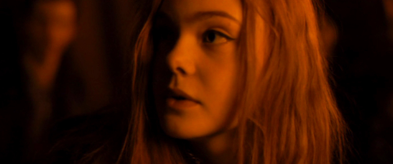 ellefanning_gingerrosa_3538.jpg