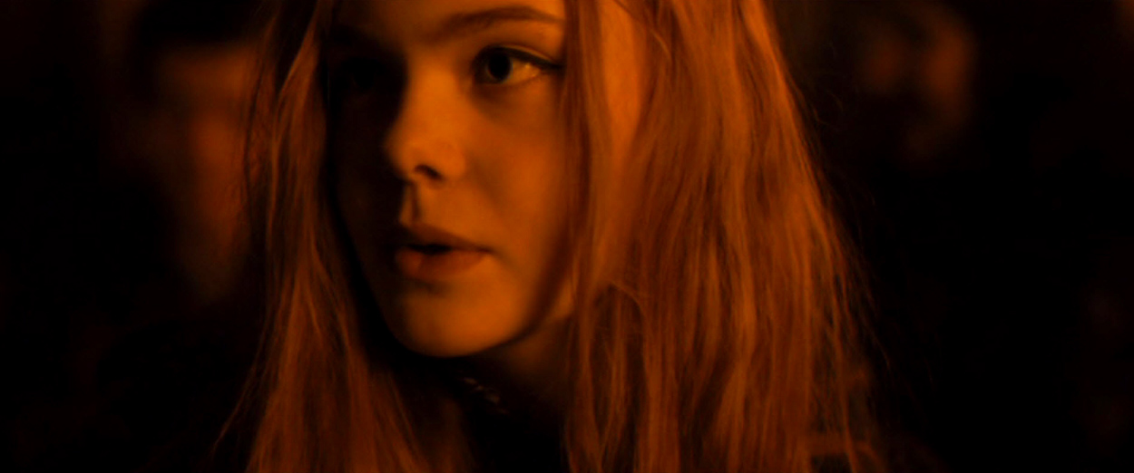ellefanning_gingerrosa_3560.jpg