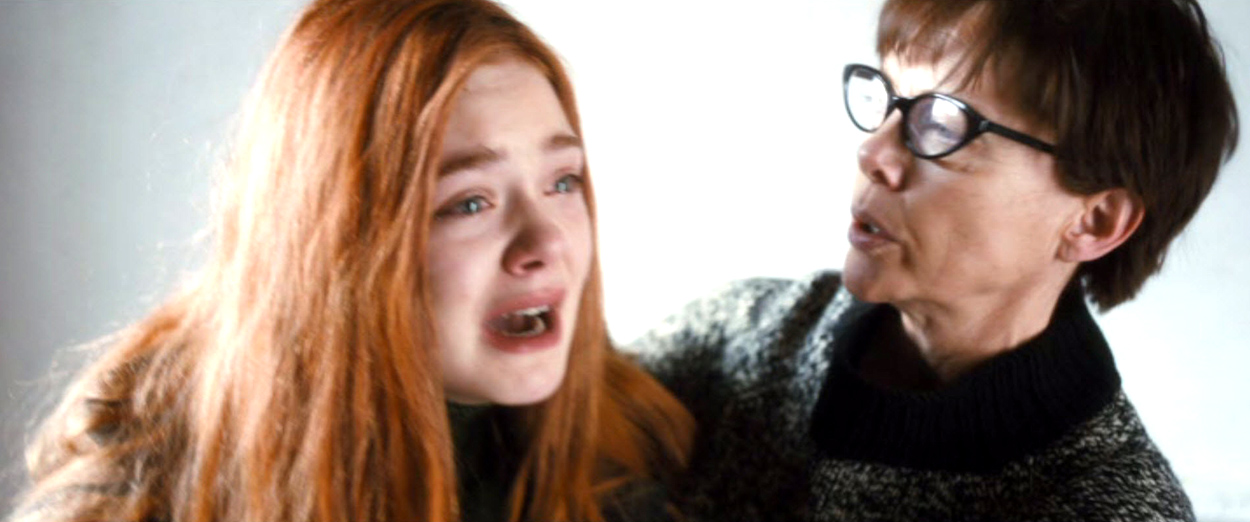 ellefanning_gingerrosa_4786.jpg