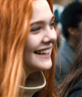 ellefanning_gingerrosa_1706.jpg