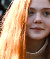 ellefanning_gingerrosa_1713.jpg