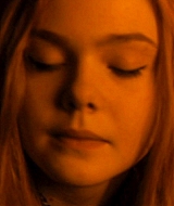 ellefanning_gingerrosa_3536.jpg