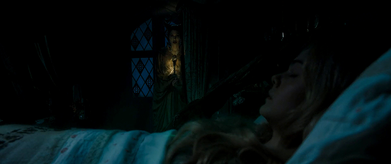 maleficient_ellefanning_00978.jpg