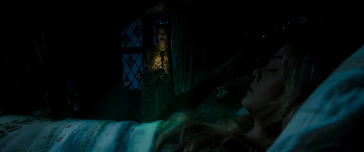 maleficient_ellefanning_00979.jpg