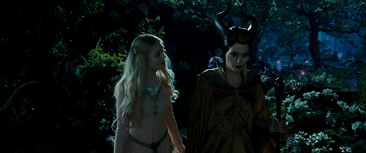 maleficient_ellefanning_01047.jpg