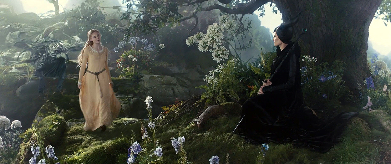 maleficient_ellefanning_01200.jpg