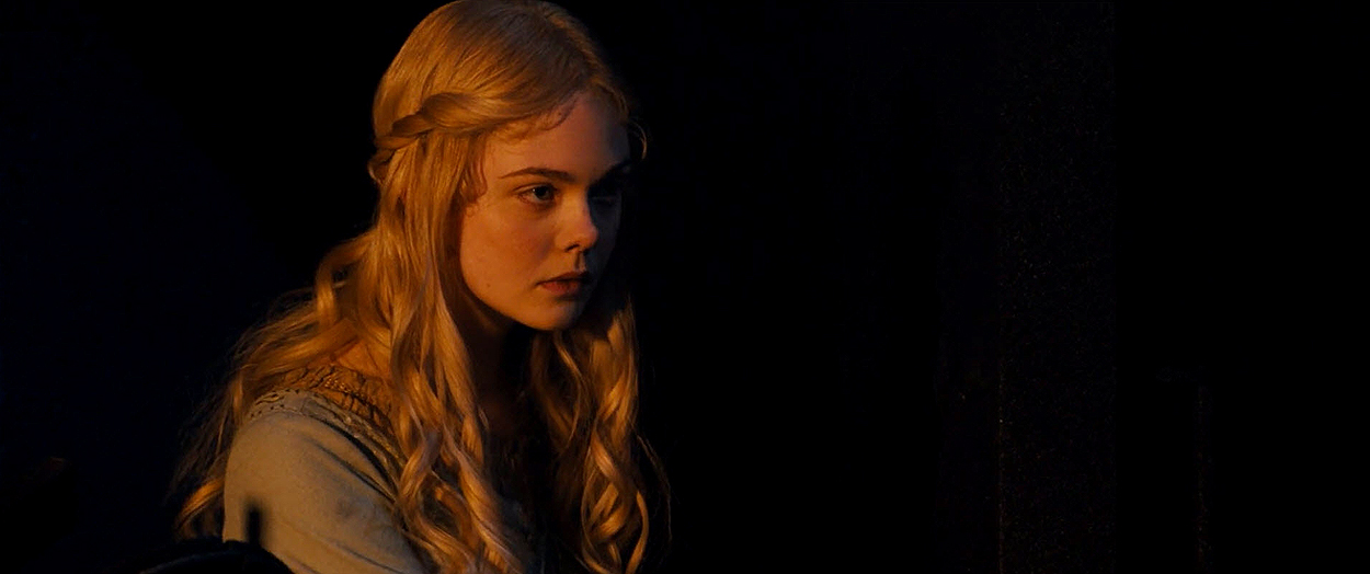 maleficient_ellefanning_01869.jpg