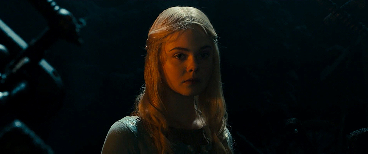 maleficient_ellefanning_01883.jpg