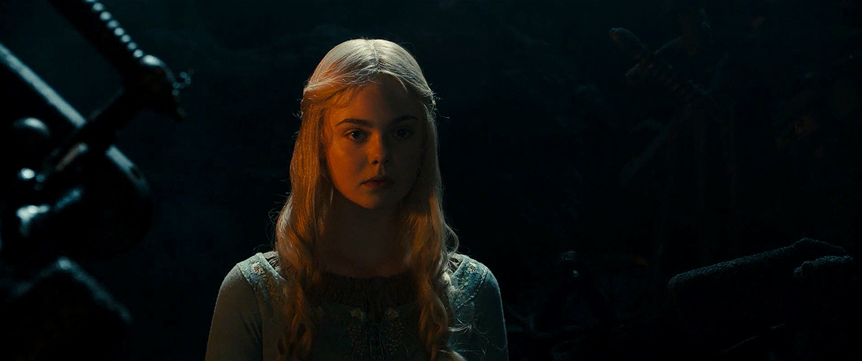 maleficient_ellefanning_01891.jpg