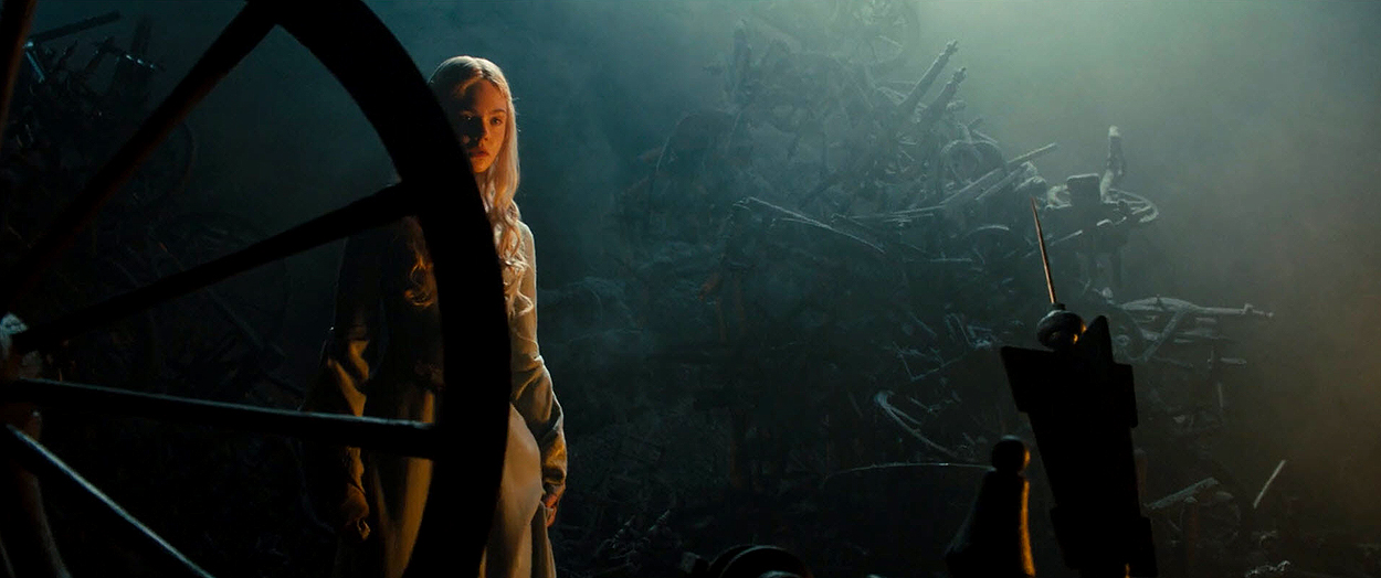 maleficient_ellefanning_01901.jpg
