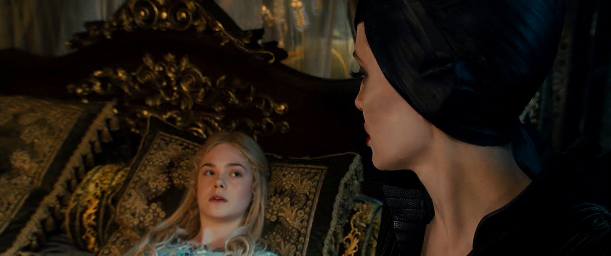 maleficient_ellefanning_02396.jpg