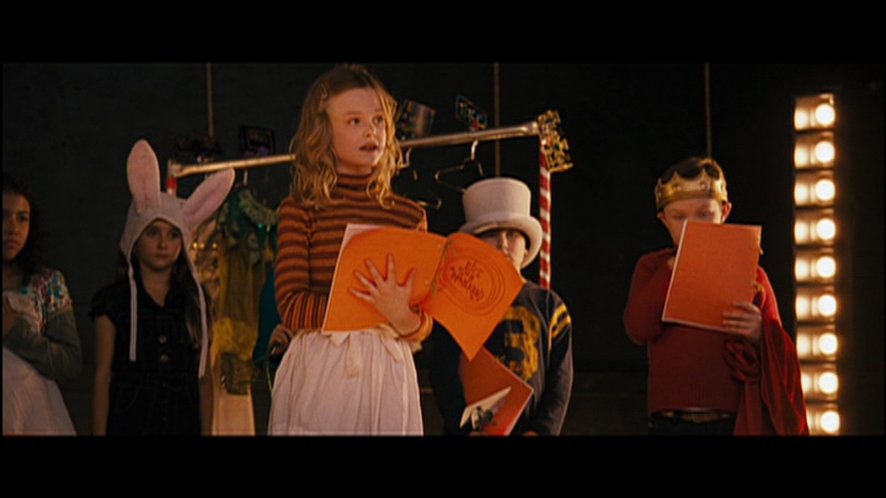phoebeinwonderland_moviecap0567.jpg