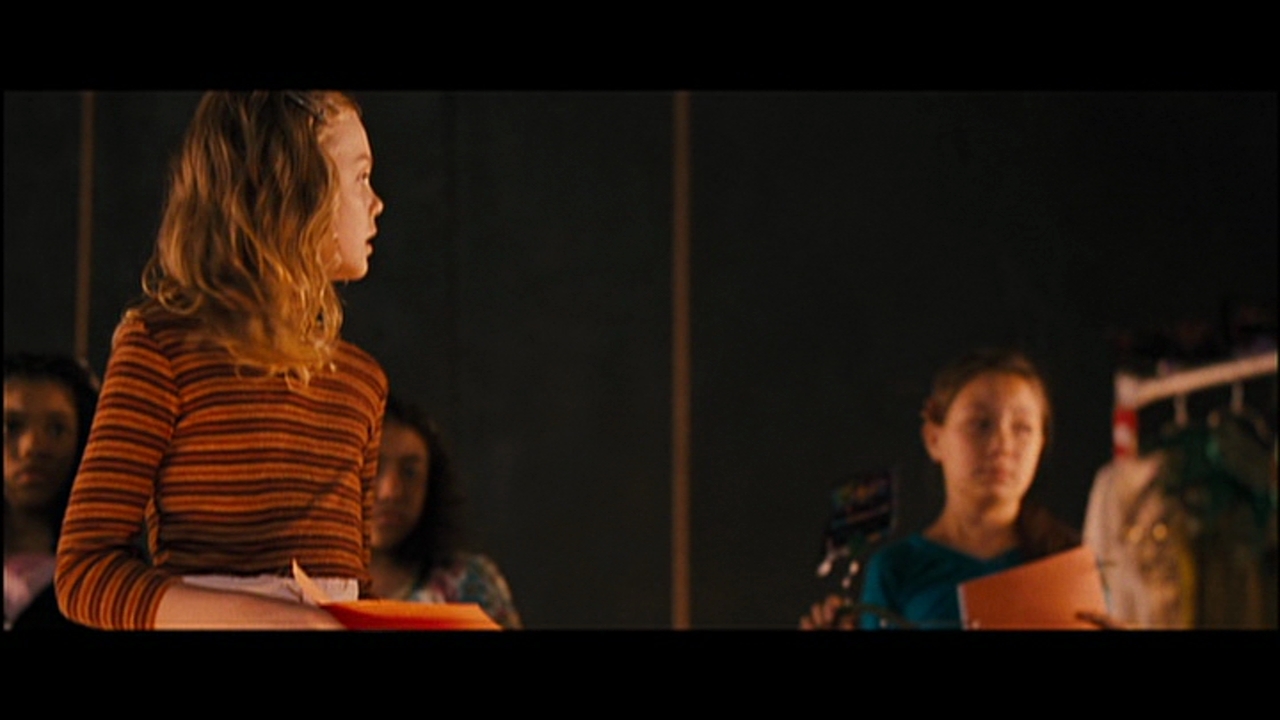 phoebeinwonderland_moviecap0576.jpg