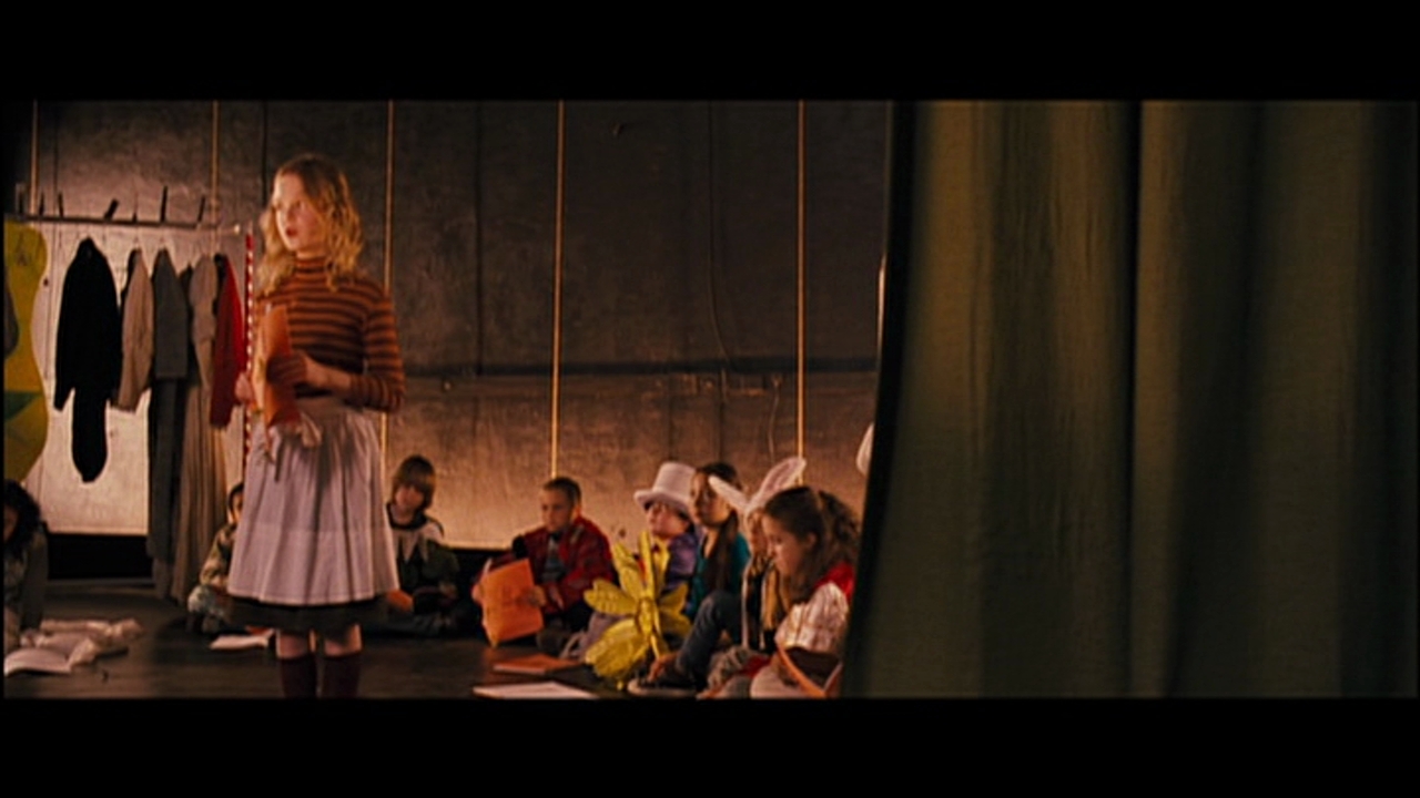 phoebeinwonderland_moviecap0578.jpg