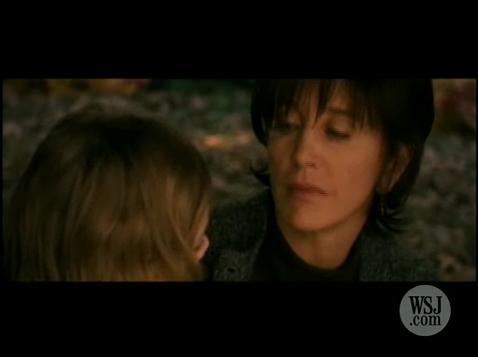 phoebeinwonderland_promoclip030.jpg