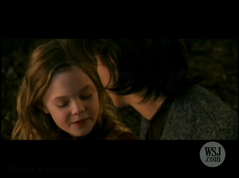 phoebeinwonderland_promoclip031.jpg