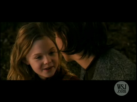 phoebeinwonderland_promoclip032.jpg