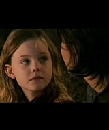 phoebeinwonderland_promoclip025.jpg