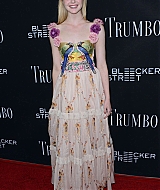 totally-elle-2015-trumbo-premiere-la-148.jpg