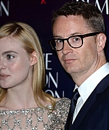 totally-elle-2016-neon-demon-uk-premiere-176.jpg