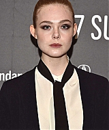 totally-elle-2017-sundance-sidneyhall-premiere-013.jpg