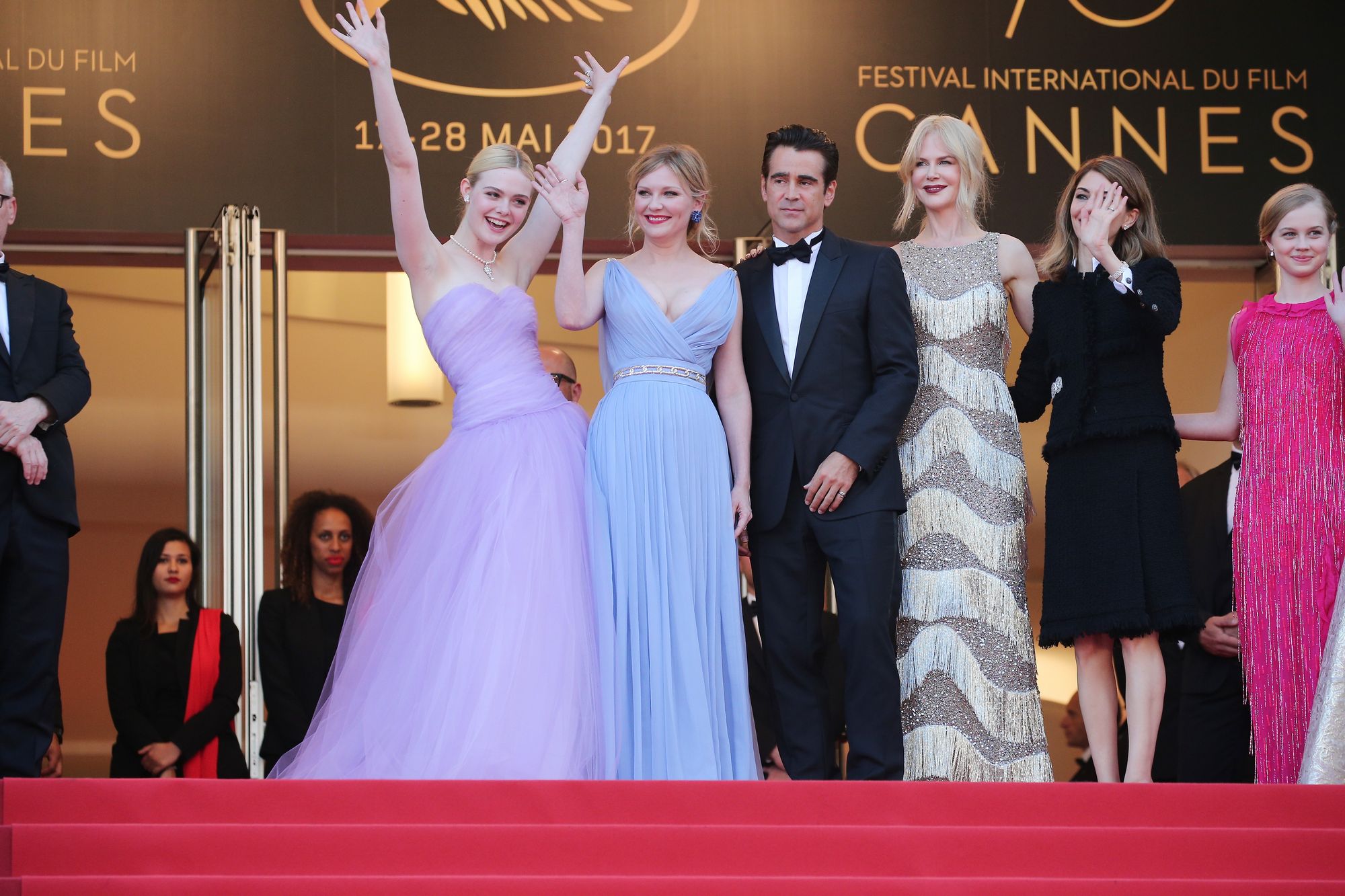 totallyelle-2017-05-24-thebeguiled-premiere-cannes-069.jpg