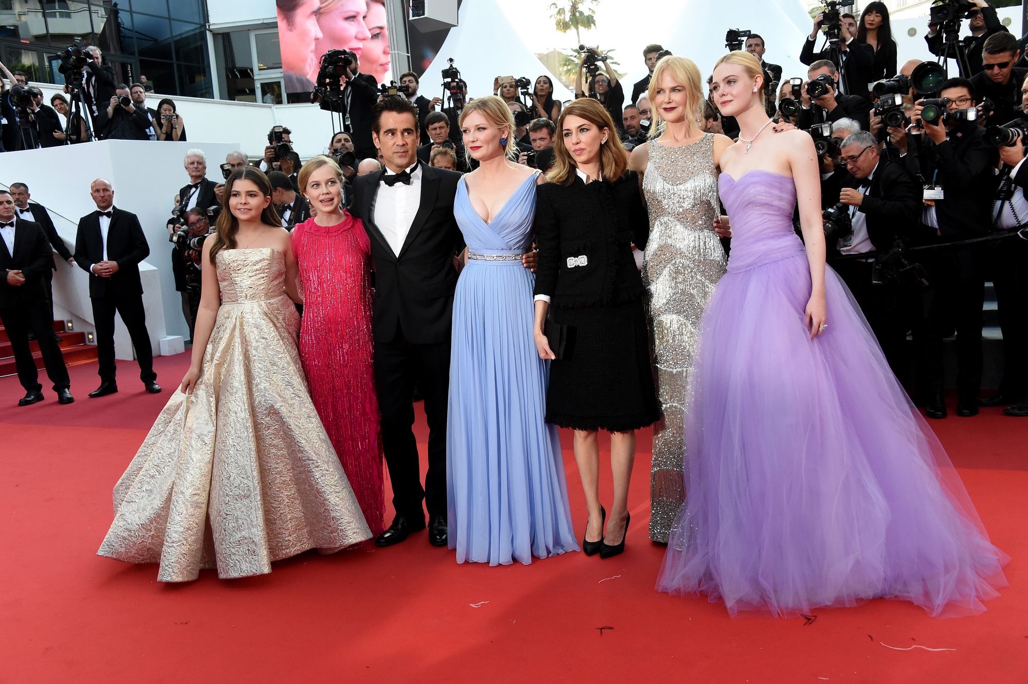 totallyelle-2017-05-24-thebeguiled-premiere-cannes-094.jpg