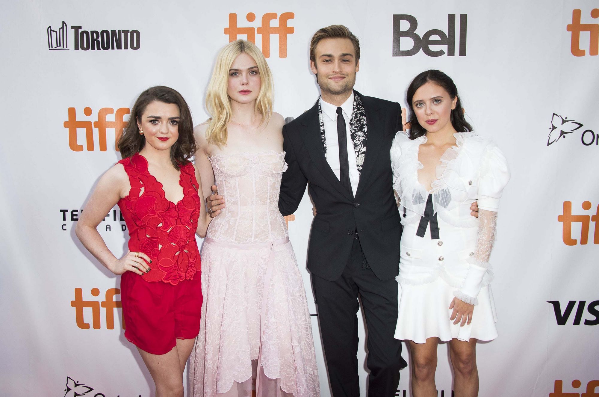 totallyelle-2017-09-09-maryshelley-tiff-premiere-156.jpg