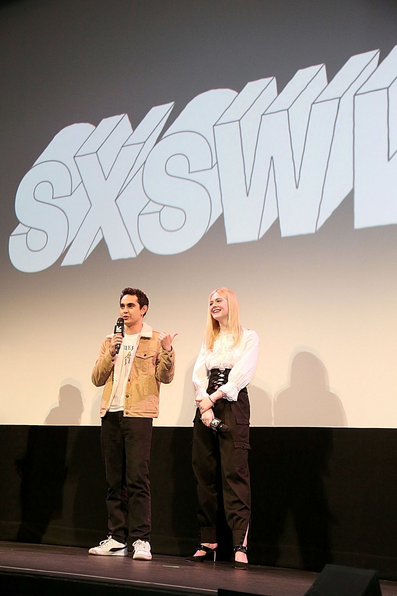 totallyelle-2019-teenspirit-sxsw-premiere-033.jpg