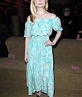 totally_elle_prada_19_launch_adds_13.jpg